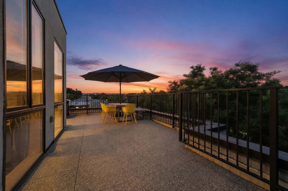 Condo in New York, New York, United States 1 - 18514497
