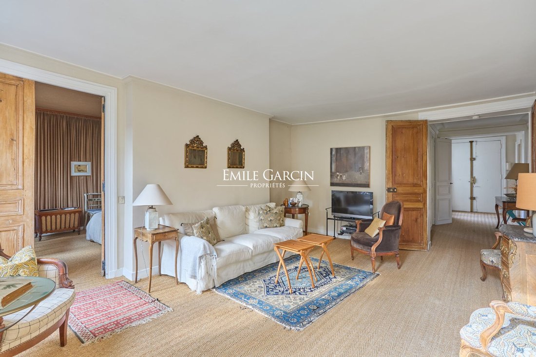 Apartment in Odéon, Paris 6e Arrondissement, Paris 3 - 18972356