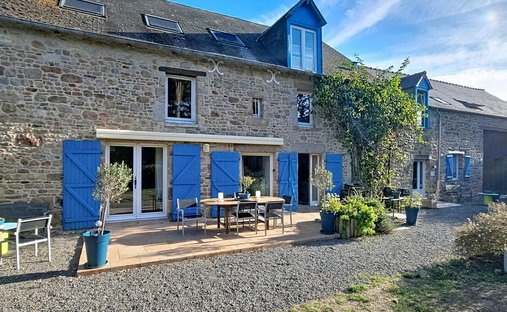 House in Mont-Dol, Brittany, France 1