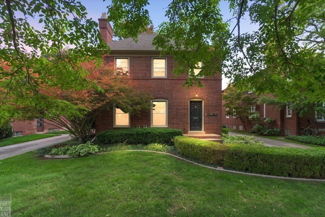 Grosse Pointe Park, Michigan, United States 1 - 18977658
