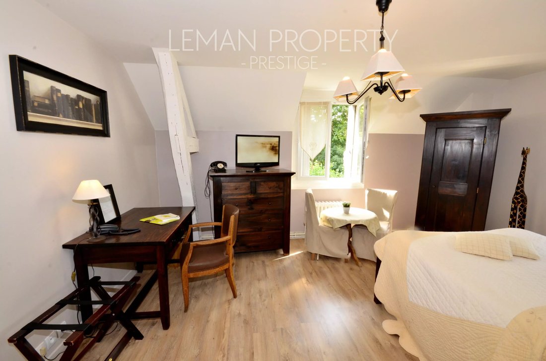 House in Milon-la-Chapelle, Ile-de-France, France 2 - 18966274