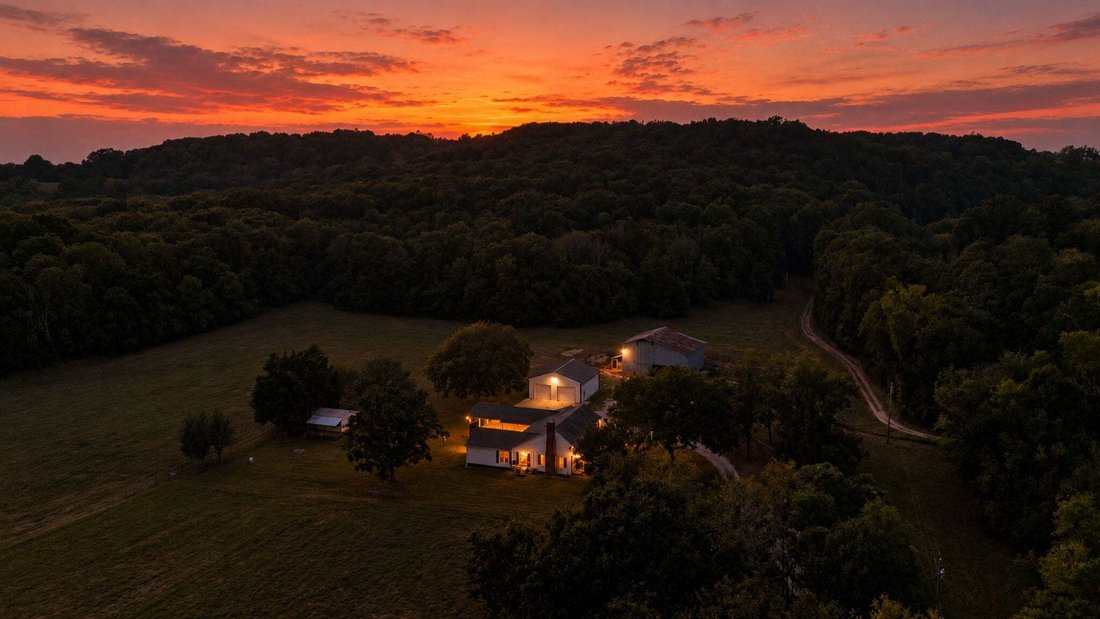 House in Columbia, Tennessee, United States 5 - 18969117