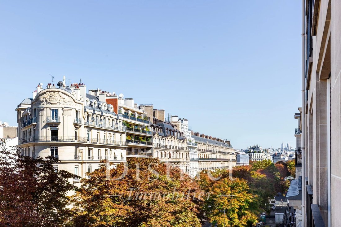 Apartment in Triangle d'Or, Paris 8e Arrondissement, Paris 1 - 18965815