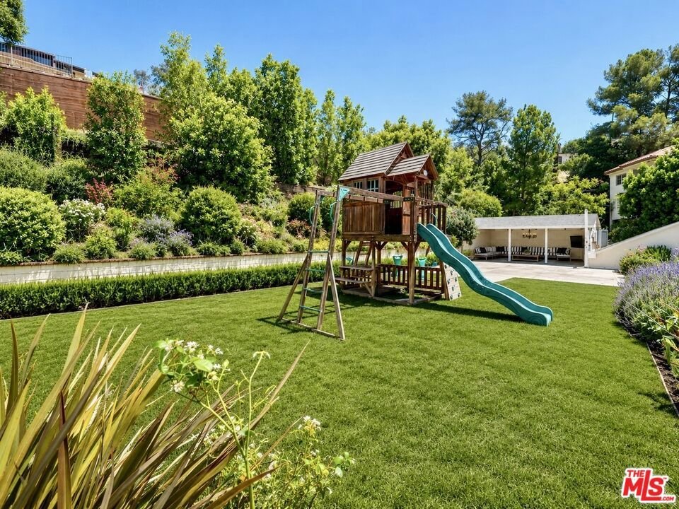 House in Glendale, California, United States 1 - 18973459