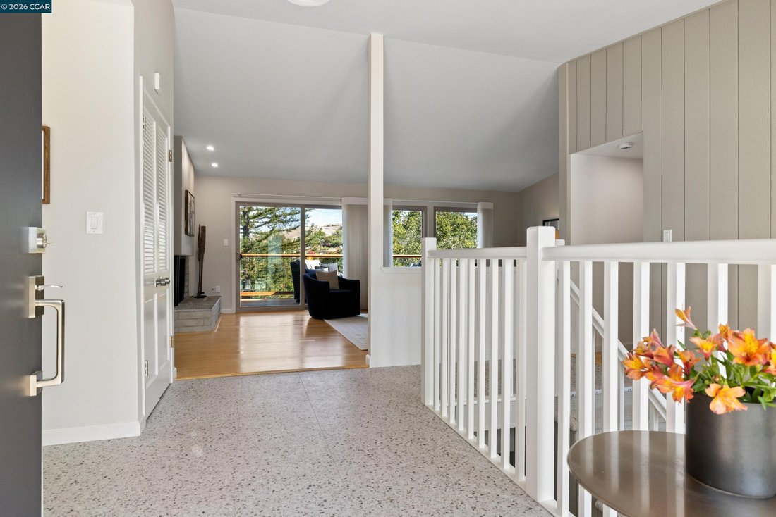 House in Moraga, California, United States 5 - 18973598