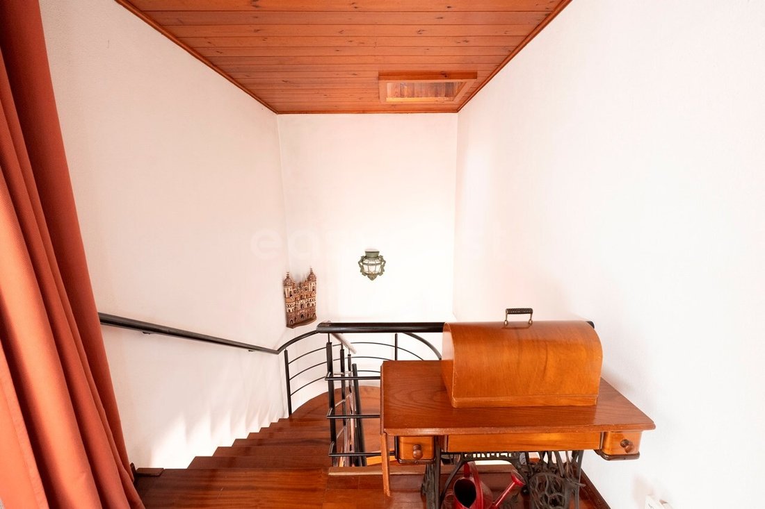 House in Santo António dos Cavaleiros, Lisbon, Portugal 5 - 18954936