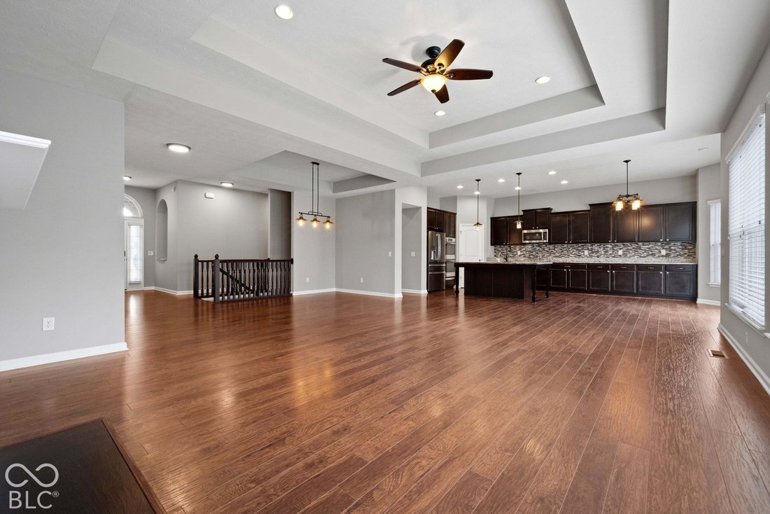 House in Greenwood, Indiana, United States 5 - 18968551