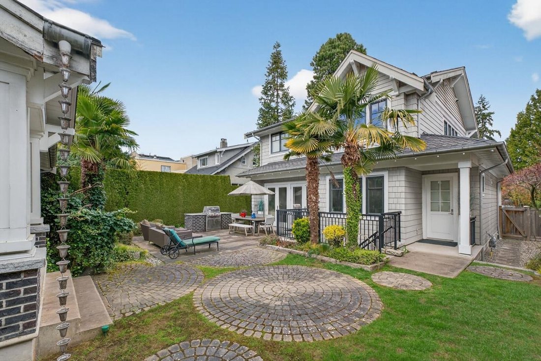 House in Vancouver, British Columbia, Canada 2 - 18972875