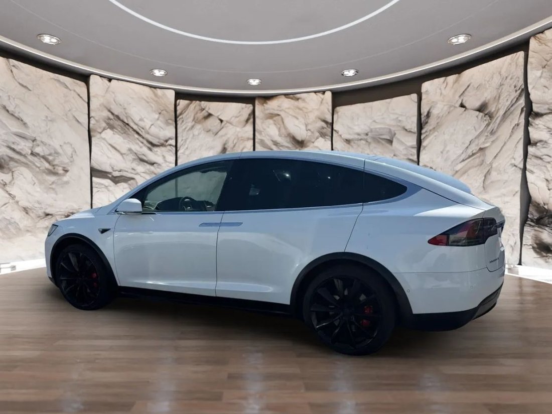 Suv in Ontario, CA, United States 4 - 18972135