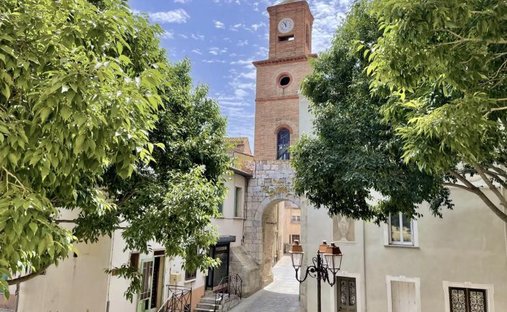 House in Saintes-Maries-de-la-Mer, Provence-Alpes-Côte d'Azur, France 1