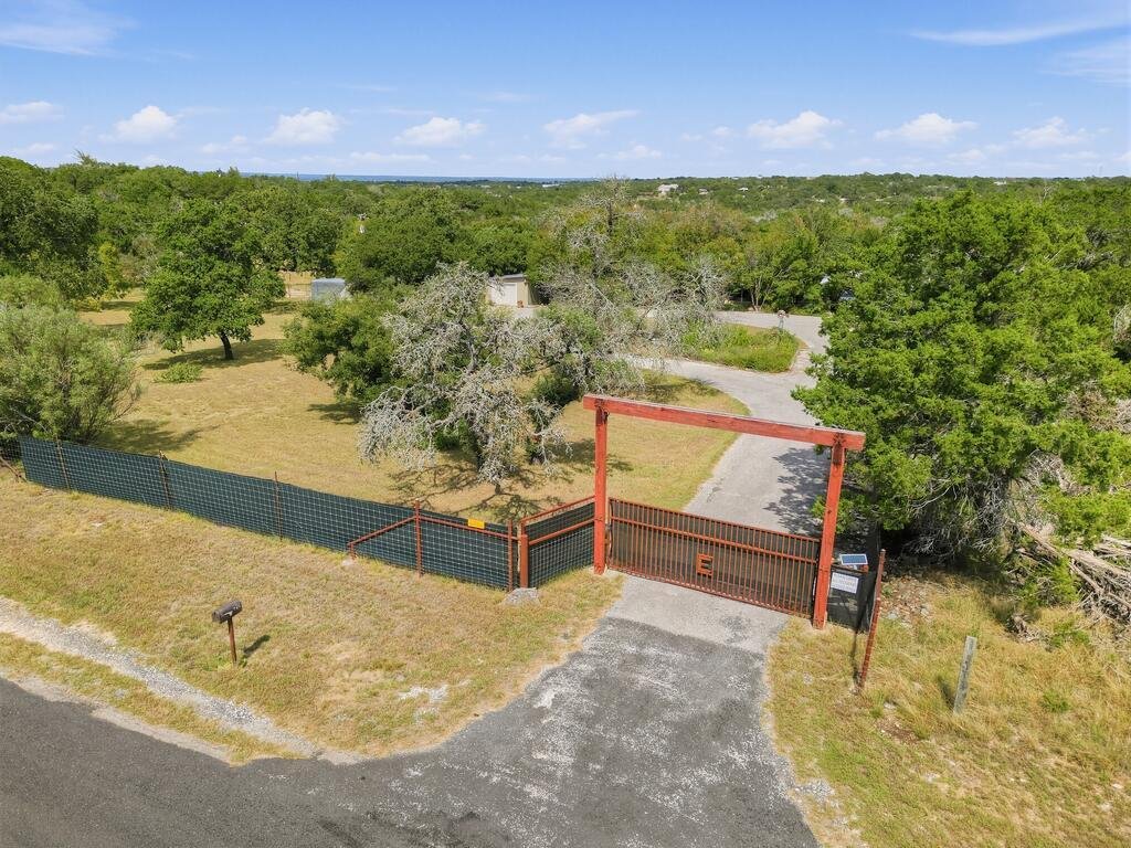 Kerrville, Texas, United States 3 - 18965110
