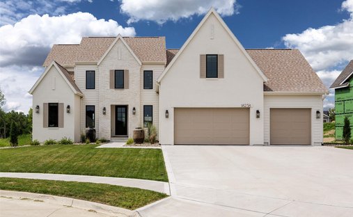 House in Urbandale, Iowa, United States 1