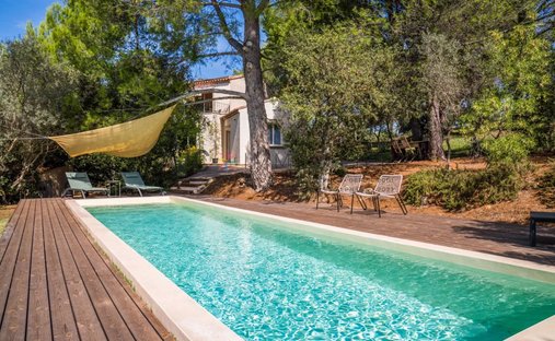 House in Mouriès, Provence-Alpes-Côte d'Azur, France 1