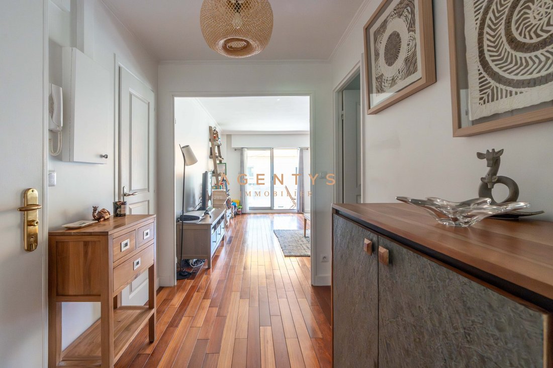 Apartment in Nogent-sur-Marne, Ile-de-France, France 5 - 18978731