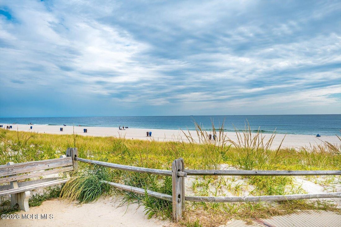 Condo in Seaside Park, New Jersey, United States 2 - 18973716