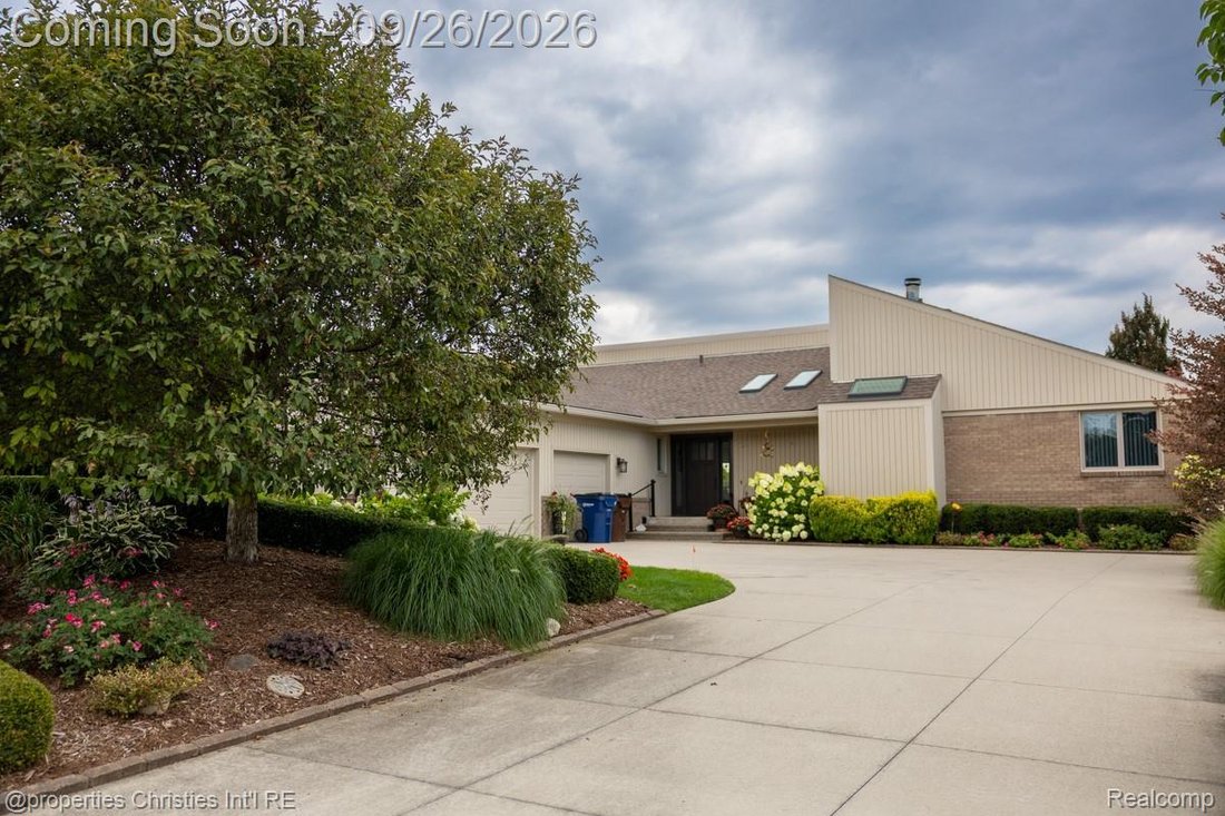 House in Rochester Hills, Michigan, United States 4 - 18979605