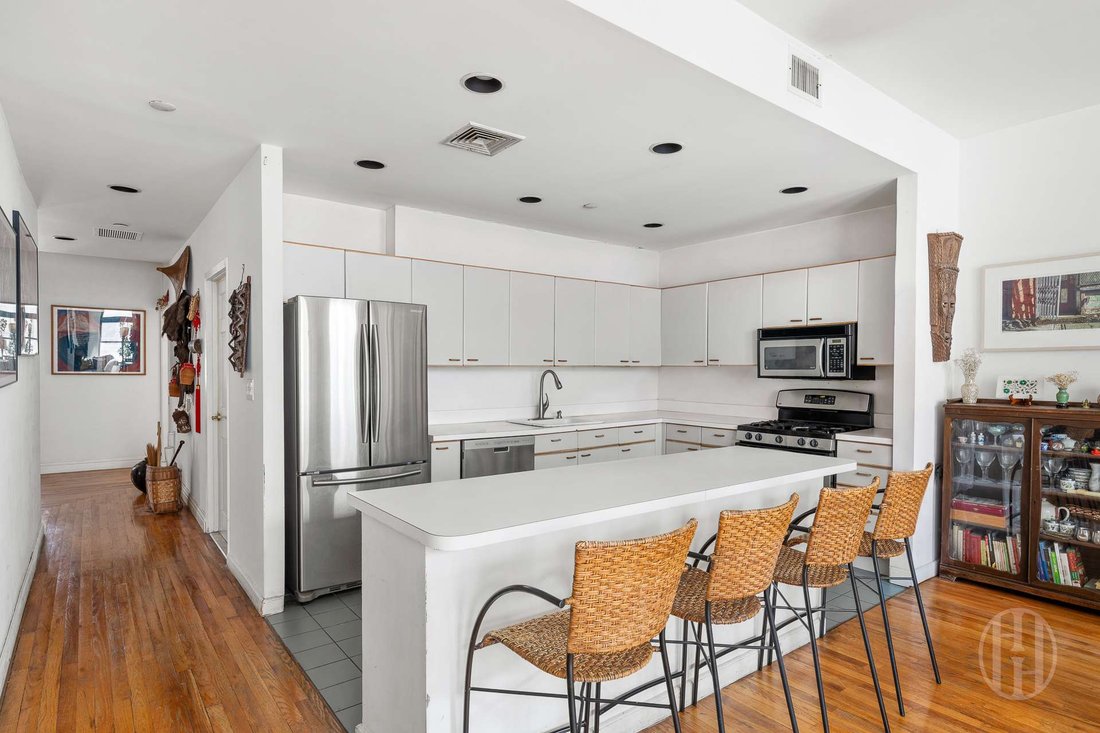 Condo in New York, New York, United States 4 - 18480353