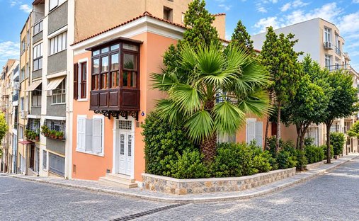 Estate in İzmir, İzmir, Turkey 1