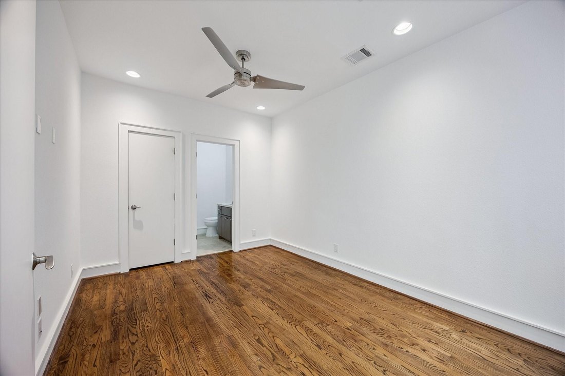 House in Houston, Texas, United States 5 - 18980484
