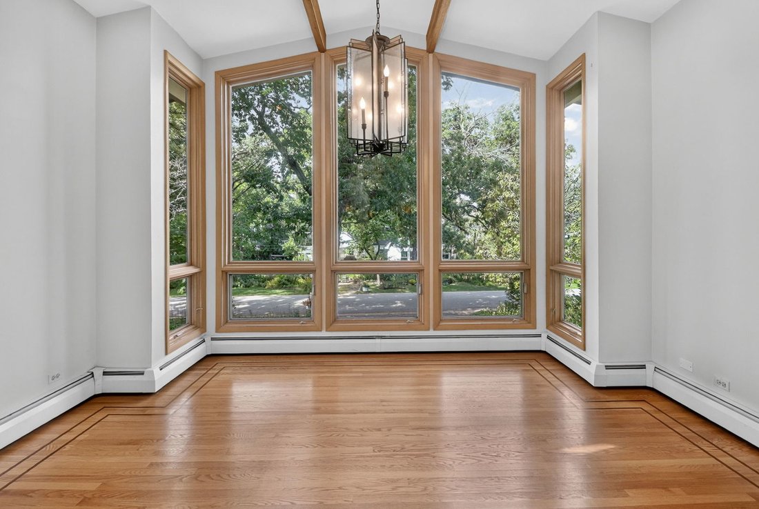 House in Downers Grove, Illinois, United States 3 - 18970261