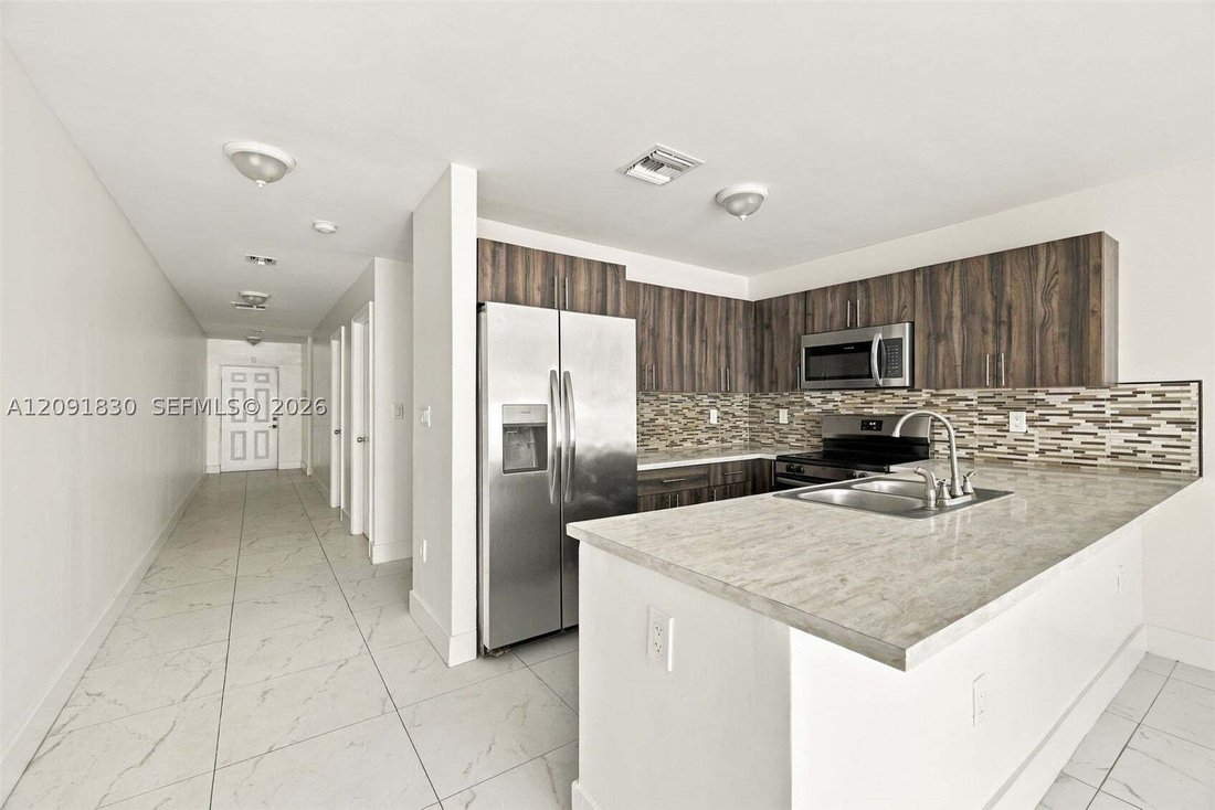 House in Miami, Florida, United States 4 - 18969784