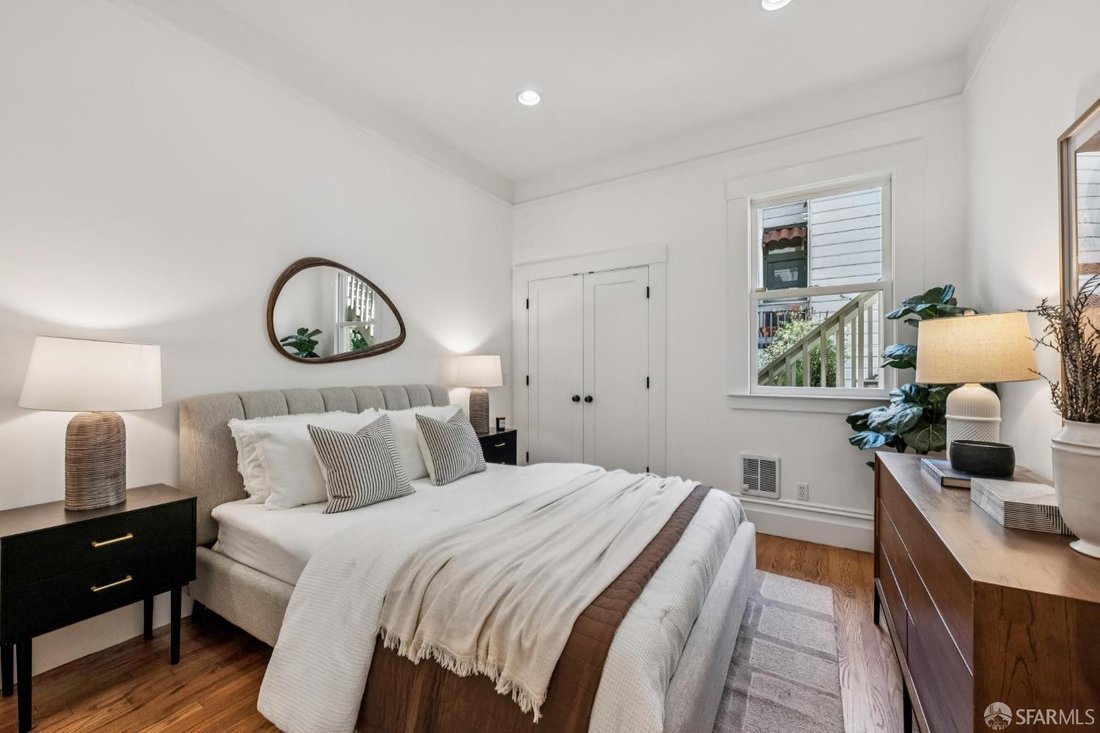 San Francisco, California, United States 4 - 18967222