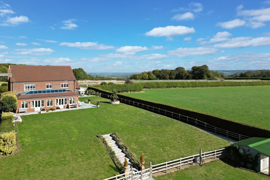 Casa a Hastoe, Tring, Inghilterra 1 - 18798280