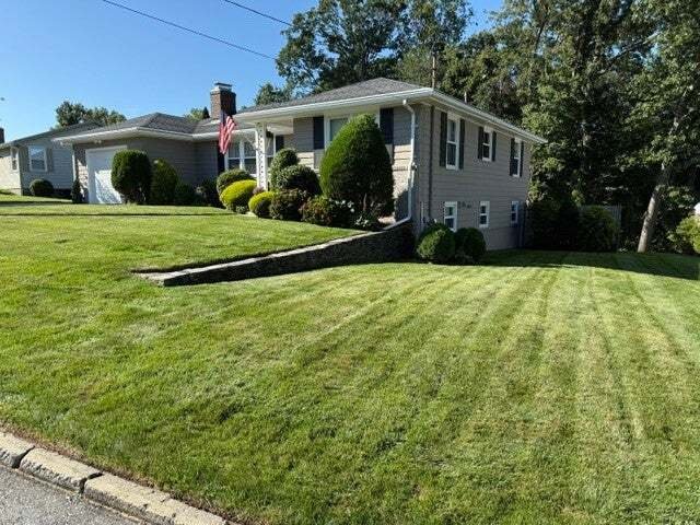 House in Cranston, Rhode Island, United States 3 - 18969434