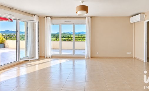 Apartment in Estérel Plage-Logis de l'Aspé-Péguière, Saint-Raphaël, France 1