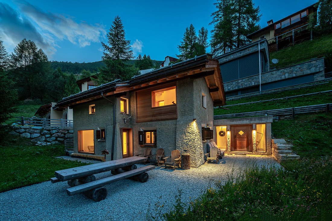 House in La Punt Chamues-ch, Grisons, Switzerland 1 - 18972582