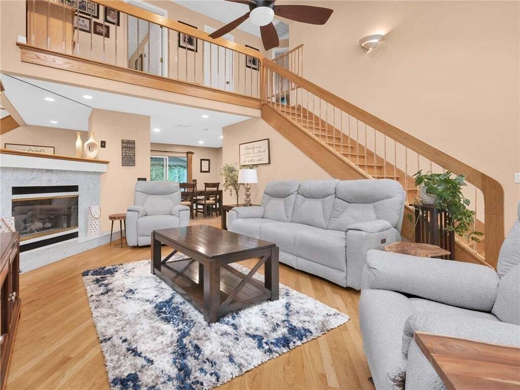 House in Johnston, Rhode Island, United States 5 - 18964640