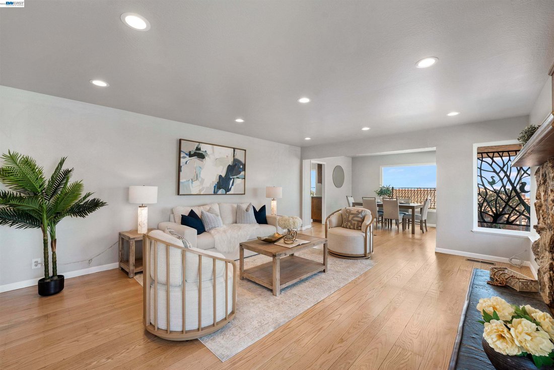 House in San Leandro, California, United States 3 - 18968795