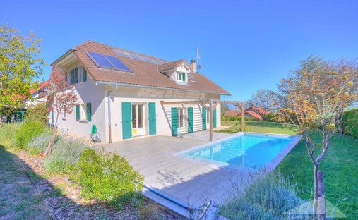 House in Thoiry, Auvergne-Rhône-Alpes, France 1