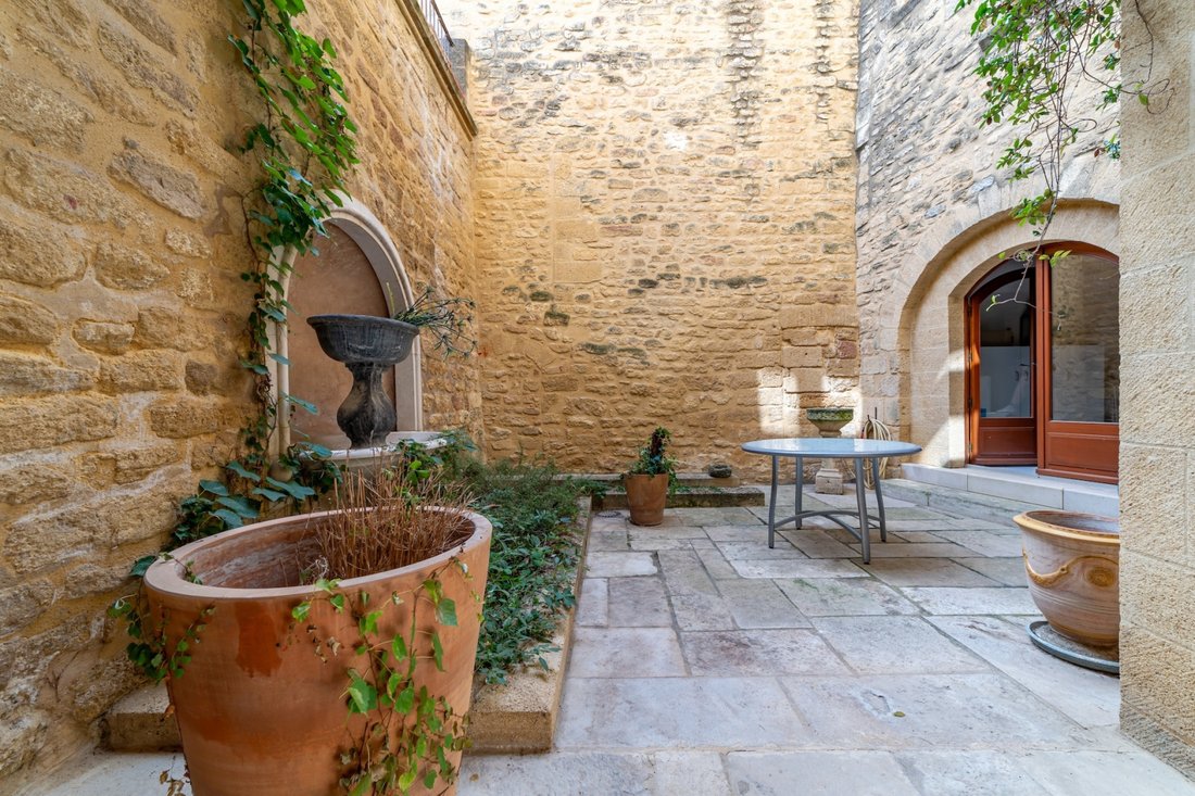 House in Uzès, Occitania, France 4 - 18976861