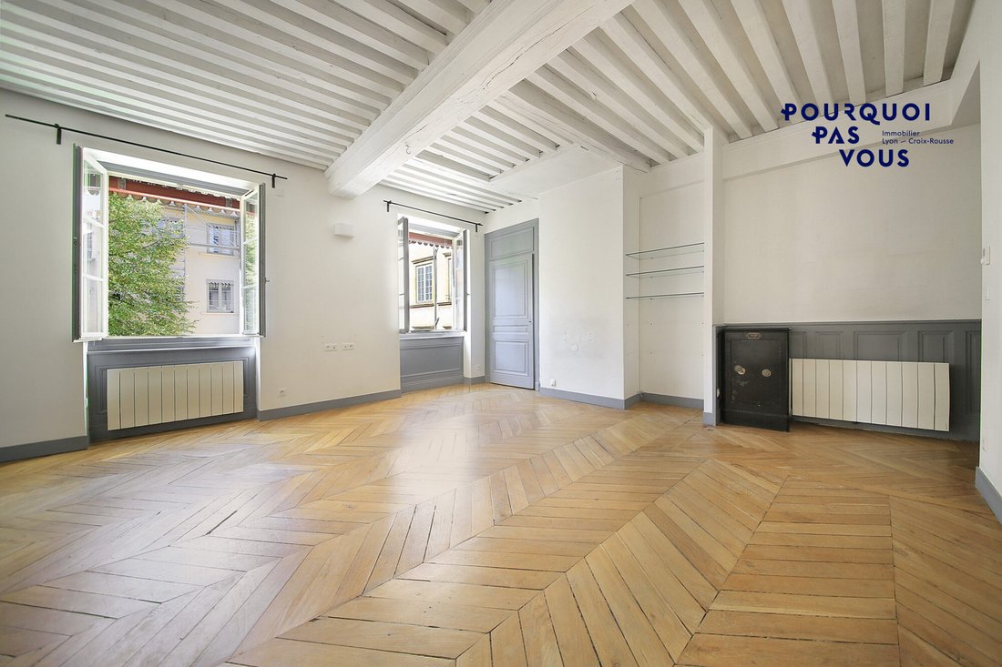 Apartment in Champvert-Point du Jour-Saint Irénée, Lyon 5e Arrondissement, Lyon 3 - 18978712