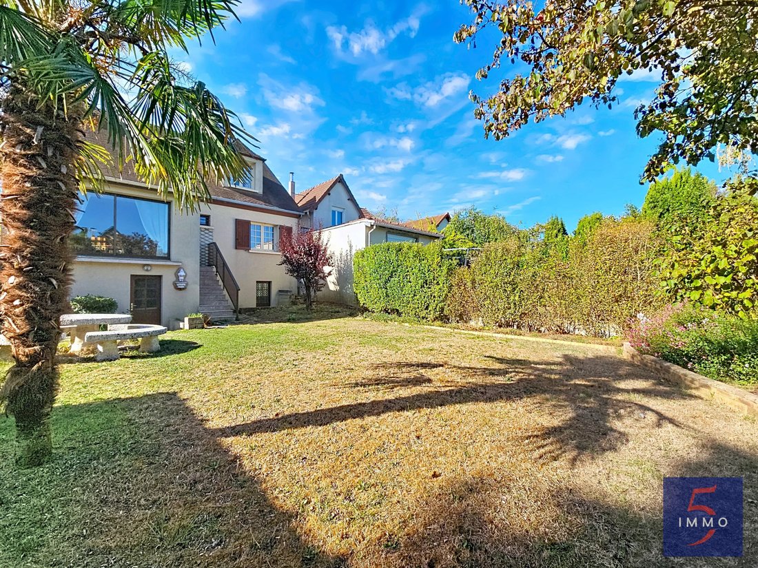 House in Bord de Marne, Champs-sur-Marne, France 3 - 18977309