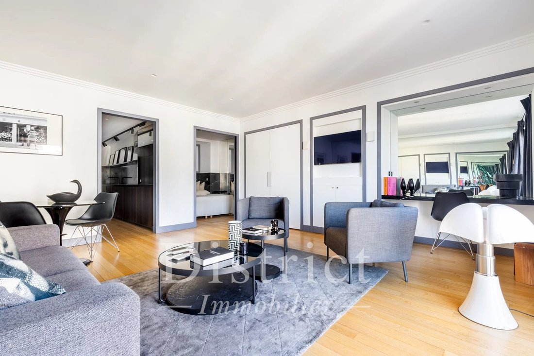 Apartment in Triangle d'Or, Paris 8e Arrondissement, Paris 4 - 18965815