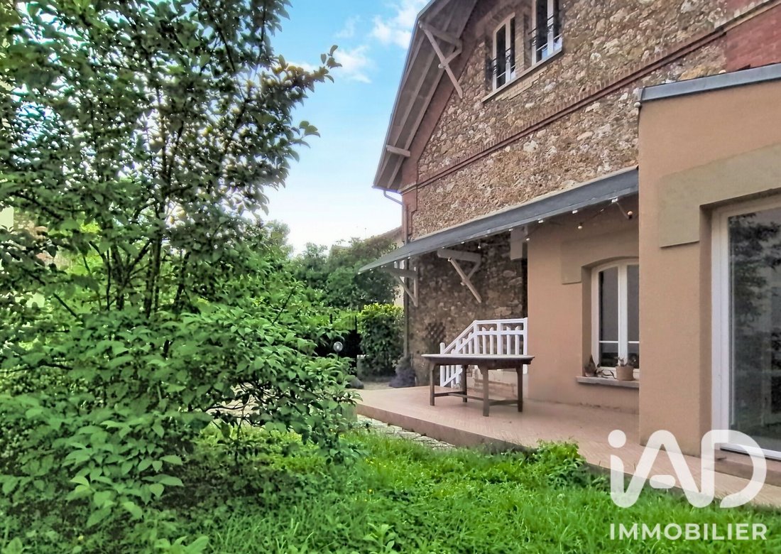 House in Centre Ville, Bagneux, France 1 - 18975482