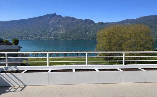Apartment in Italie-Jacotot, Aix-les-Bains, France 1
