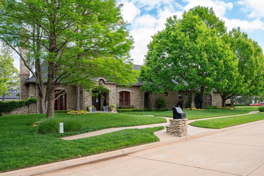 House in Edmond, Oklahoma, United States 1 - 18976449