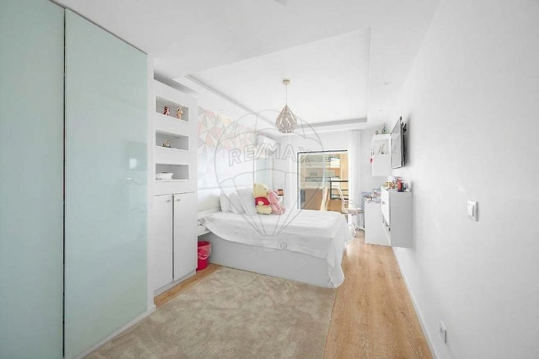 Apartment in Carcavelos e Parede, Lisbon, Portugal 2 - 18976256