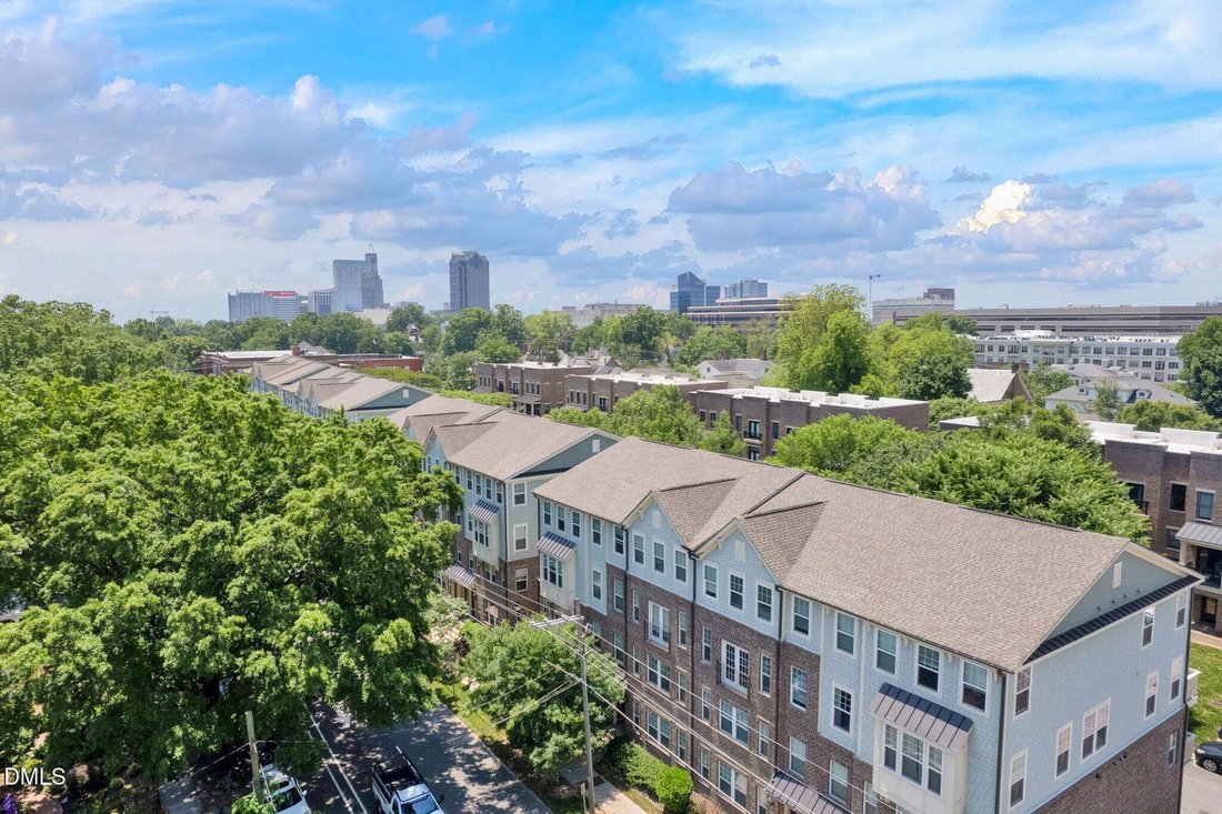 Condo in Raleigh, North Carolina, United States 2 - 18970102