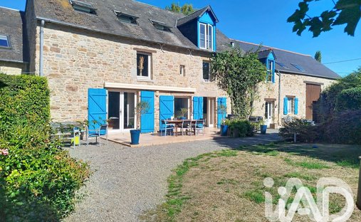House in Mont-Dol, Brittany, France 1