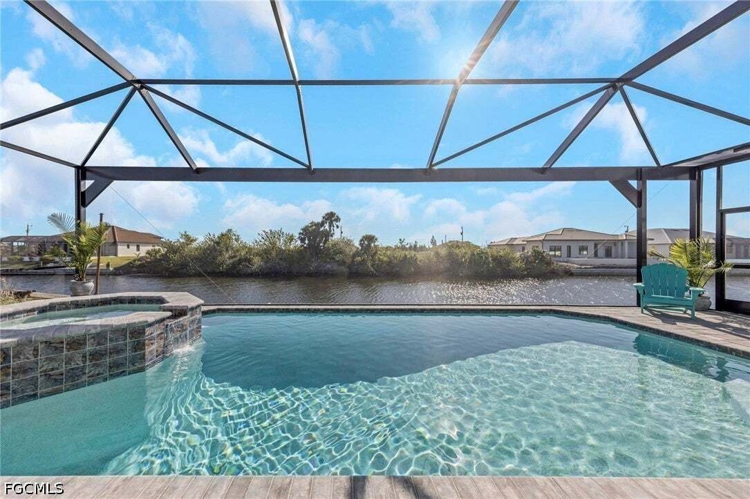 House in Cape Coral, Florida, United States 5 - 18964657