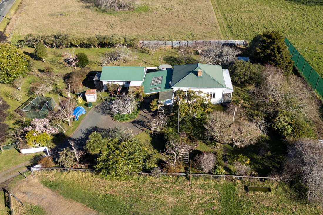 House in Kumeu, Auckland, New Zealand 3 - 18746054