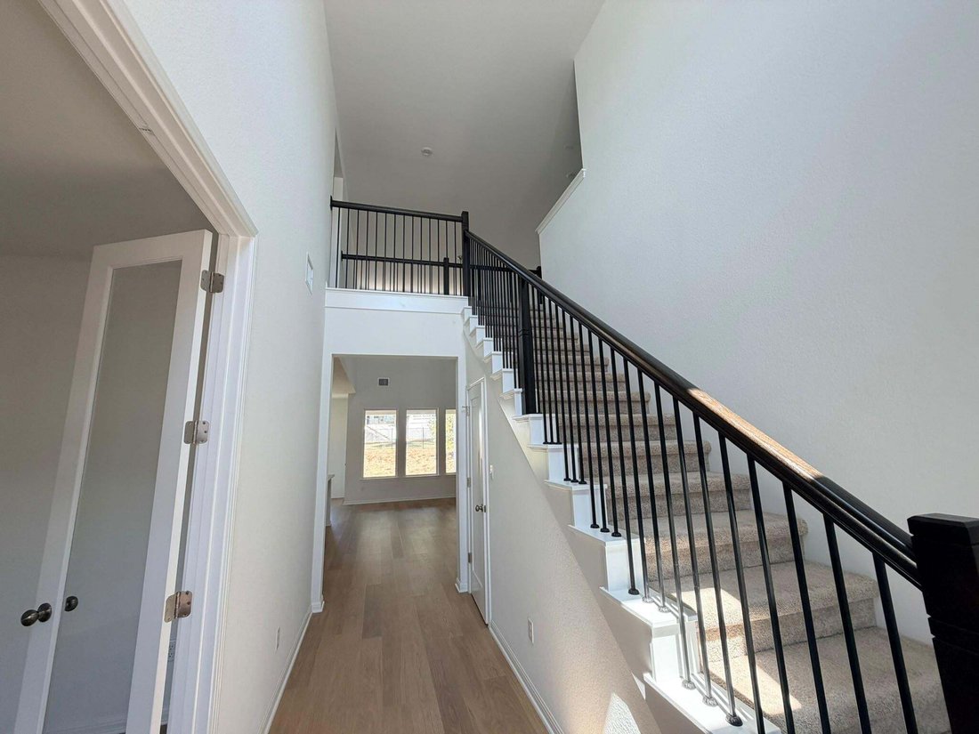 House in Leander, Texas, United States 5 - 18979098