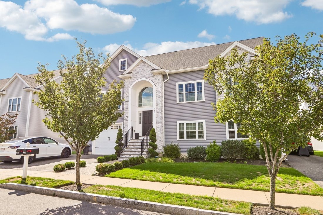 House in Revere, Massachusetts, United States 1 - 18972514