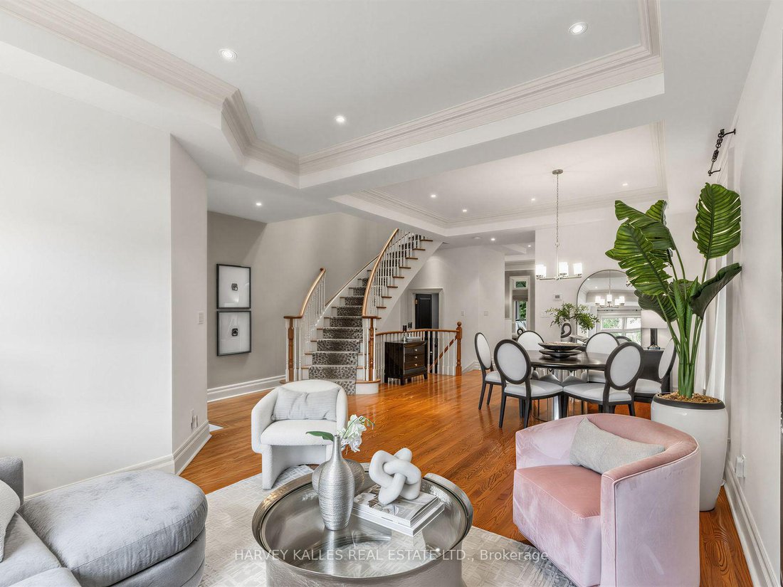 House in Toronto, Ontario, Canada 4 - 18972725