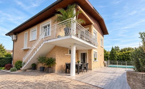 Villa in Coublevie, Auvergne-Rhône-Alpes, France 1