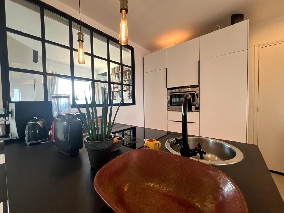Apartment in Le Pharo, 7e Arrondissement, Marseille 5 - 18981397